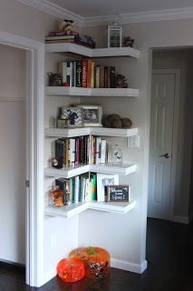 prateleiras para colocar decorações em apartamentos pequenos